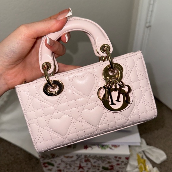 Christian Dior Dioramour Lady D-Joy Micro Bag Pale Pink Heart Motif - Picture 3 of 9